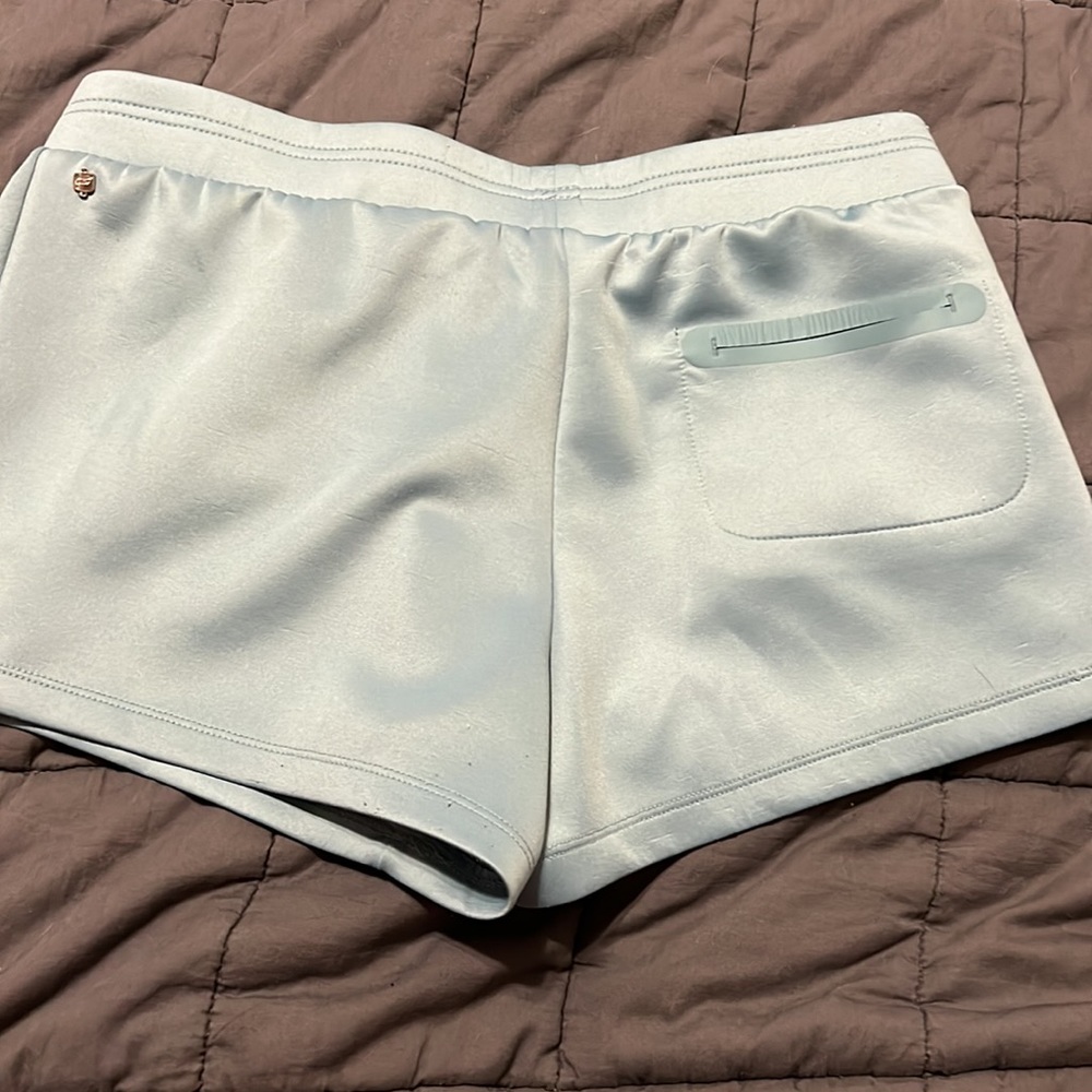 Blue Fabletics shorts - Picture 5 of 5